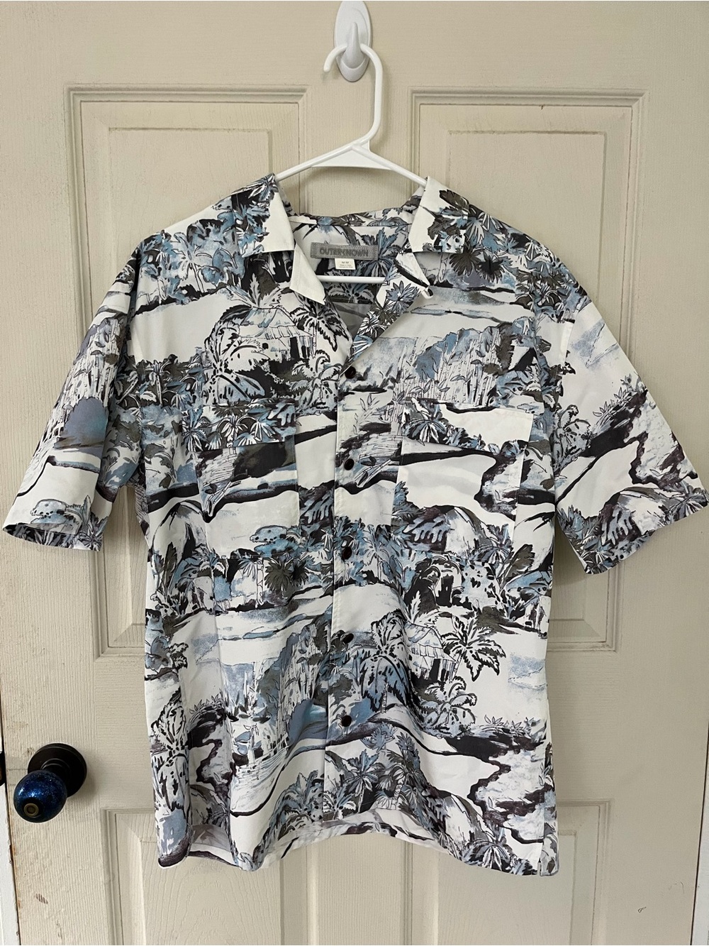 Outerknown Mens Button Up Shirt Medium Tropical All Over Pattern